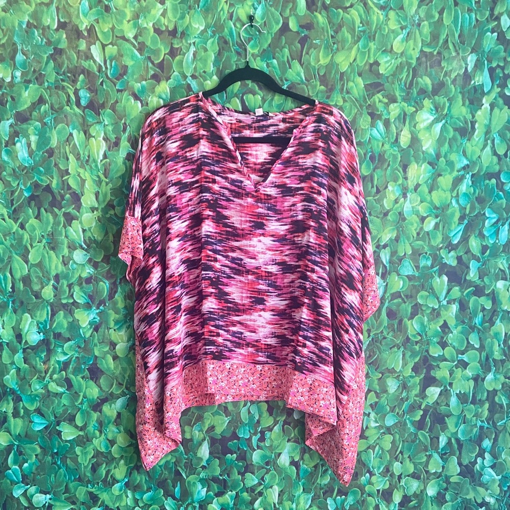 Pioneer Woman - NWOT Pink Patterned Boho Poncho(curvy size) - Picture 1 of 6